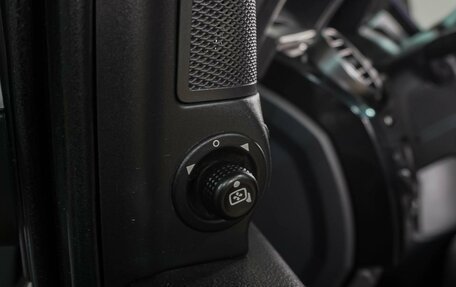 Land Rover Discovery III, 2005 год, 1 039 000 рублей, 21 фотография