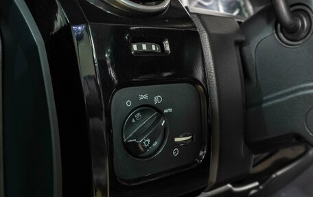 Land Rover Discovery III, 2005 год, 1 039 000 рублей, 16 фотография