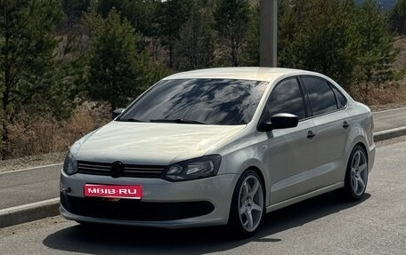 Volkswagen Polo VI (EU Market), 2010 год, 580 000 рублей, 1 фотография