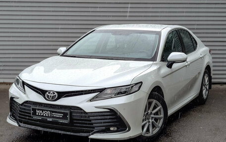 Toyota Camry, 2021 год, 3 200 000 рублей, 1 фотография