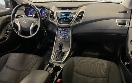 Hyundai Elantra V, 2015 год, 1 075 000 рублей, 9 фотография