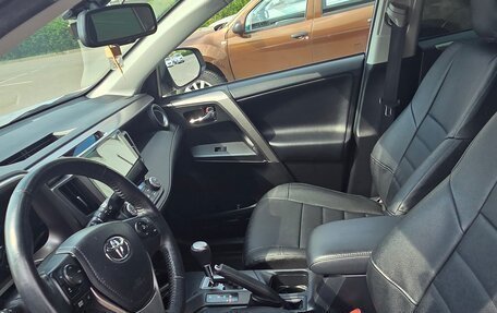 Toyota RAV4, 2019 год, 2 200 000 рублей, 7 фотография