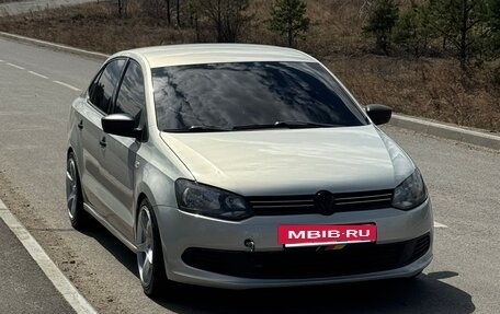 Volkswagen Polo VI (EU Market), 2010 год, 580 000 рублей, 2 фотография