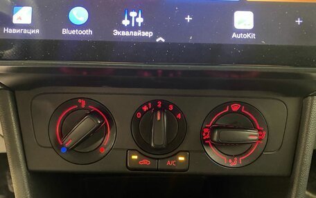 Volkswagen Polo VI (EU Market), 2015 год, 589 000 рублей, 9 фотография