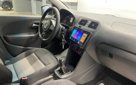 Volkswagen Polo VI (EU Market), 2015 год, 589 000 рублей, 21 фотография