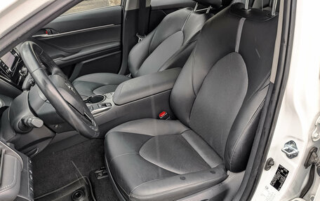 Toyota Camry, 2021 год, 3 200 000 рублей, 20 фотография