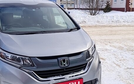 Honda Freed II, 2019 год, 1 650 000 рублей, 1 фотография