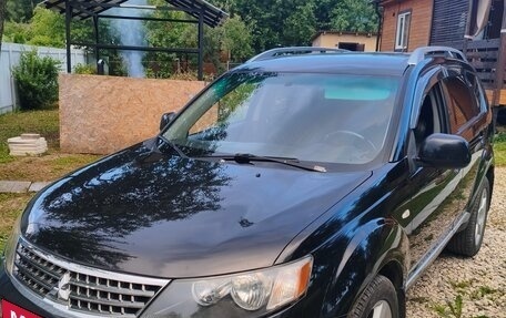 Mitsubishi Outlander III рестайлинг 3, 2008 год, 820 000 рублей, 1 фотография