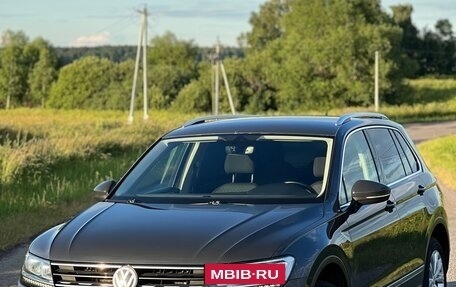Volkswagen Tiguan II, 2017 год, 1 799 000 рублей, 1 фотография