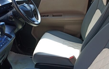 Honda Freed I, 2010 год, 1 100 000 рублей, 20 фотография