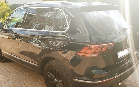 Volkswagen Tiguan II, 2022 год, 3 200 000 рублей, 3 фотография