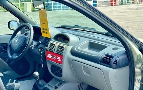 Renault Symbol I, 2002 год, 350 000 рублей, 18 фотография