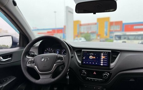 Hyundai Solaris II рестайлинг, 2017 год, 1 300 000 рублей, 26 фотография