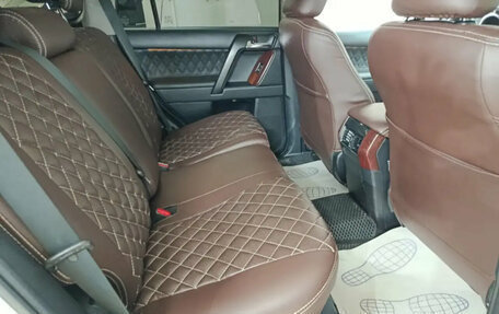 Toyota Land Cruiser Prado 150 рестайлинг 2, 2014 год, 3 680 000 рублей, 15 фотография