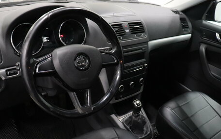 Skoda Yeti I рестайлинг, 2014 год, 1 170 000 рублей, 7 фотография