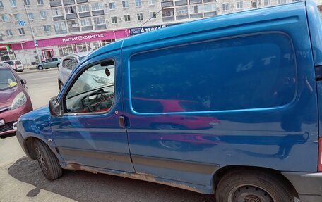 Peugeot Partner II рестайлинг 2, 2010 год, 280 000 рублей, 3 фотография