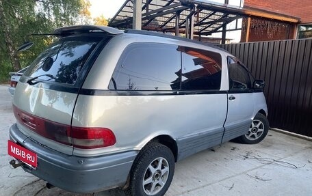 Toyota Estima III рестайлинг -2, 1993 год, 290 000 рублей, 3 фотография