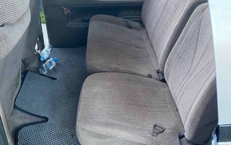 Toyota Estima III рестайлинг -2, 1993 год, 290 000 рублей, 7 фотография