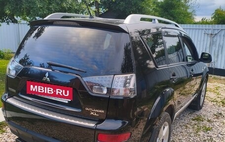 Mitsubishi Outlander III рестайлинг 3, 2008 год, 820 000 рублей, 3 фотография