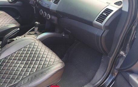 Mitsubishi Outlander III рестайлинг 3, 2008 год, 820 000 рублей, 9 фотография