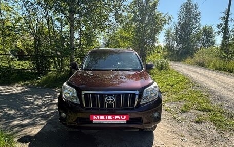 Toyota Land Cruiser Prado 150 рестайлинг 2, 2012 год, 2 500 000 рублей, 6 фотография