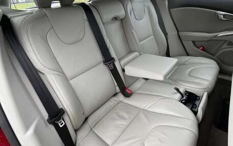 Volvo V40 II рестайлинг, 2013 год, 1 000 000 рублей, 6 фотография
