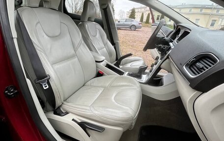 Volvo V40 II рестайлинг, 2013 год, 1 000 000 рублей, 7 фотография