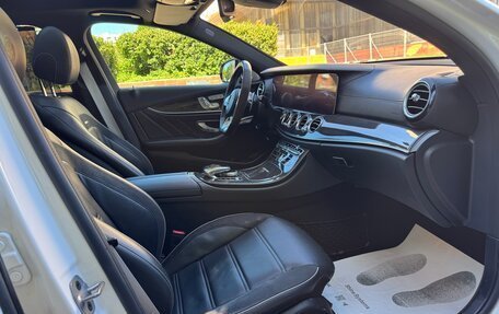 Mercedes-Benz E-Класс AMG, 2018 год, 6 200 000 рублей, 17 фотография