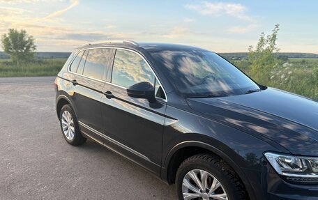 Volkswagen Tiguan II, 2017 год, 1 799 000 рублей, 3 фотография