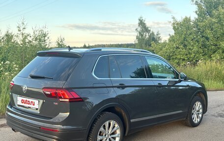 Volkswagen Tiguan II, 2017 год, 1 799 000 рублей, 6 фотография