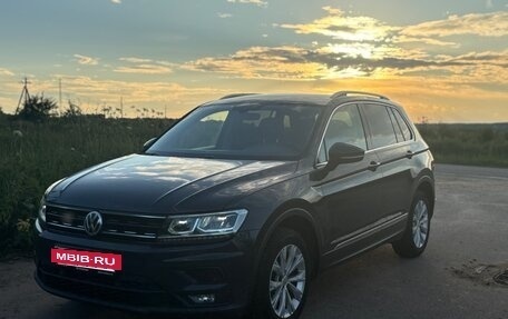 Volkswagen Tiguan II, 2017 год, 1 799 000 рублей, 4 фотография