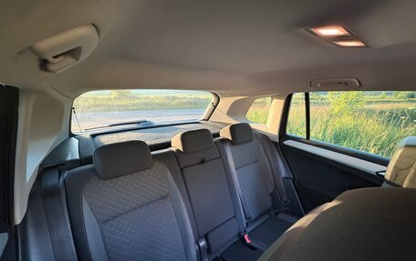 Volkswagen Tiguan II, 2017 год, 1 799 000 рублей, 16 фотография
