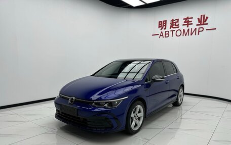 Volkswagen Golf VIII, 2022 год, 1 970 000 рублей, 3 фотография