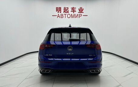 Volkswagen Golf VIII, 2022 год, 1 970 000 рублей, 6 фотография