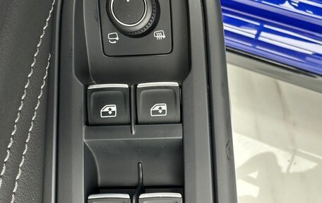 Volkswagen Golf VIII, 2022 год, 1 970 000 рублей, 13 фотография