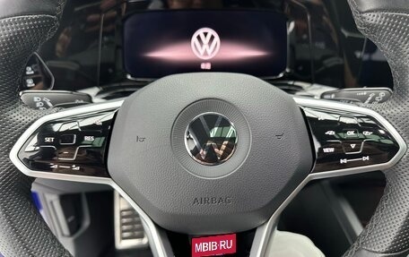 Volkswagen Golf VIII, 2022 год, 1 970 000 рублей, 8 фотография