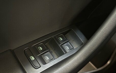 Skoda Rapid II, 2021 год, 1 799 000 рублей, 11 фотография