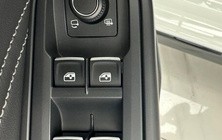 Volkswagen Golf VIII, 2022 год, 1 937 000 рублей, 12 фотография