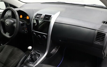Toyota Corolla, 2013 год, 1 100 000 рублей, 10 фотография