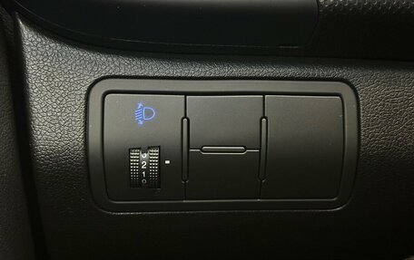 Hyundai Solaris II рестайлинг, 2015 год, 990 000 рублей, 10 фотография