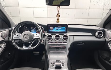 Mercedes-Benz C-Класс, 2018 год, 2 155 000 рублей, 19 фотография