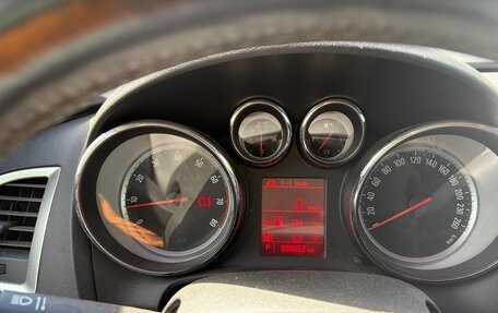 Opel Astra J, 2014 год, 800 000 рублей, 14 фотография