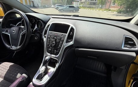 Opel Astra J, 2014 год, 800 000 рублей, 18 фотография