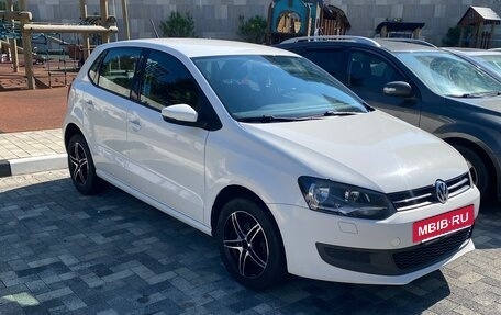 Volkswagen Polo VI (EU Market), 2010 год, 750 000 рублей, 2 фотография