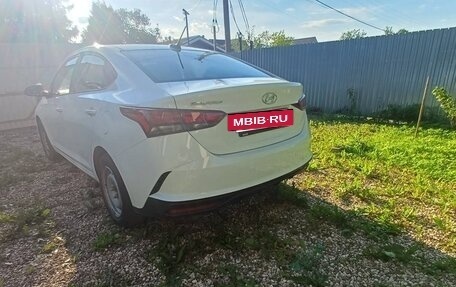 Hyundai Solaris II рестайлинг, 2021 год, 1 900 000 рублей, 5 фотография