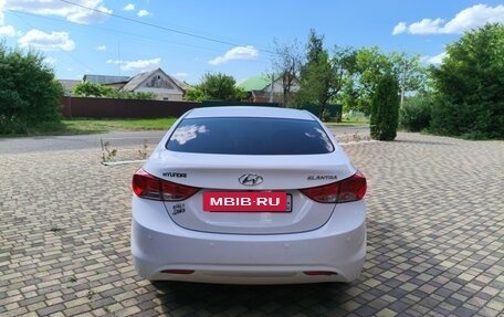 Hyundai Elantra V, 2013 год, 1 150 000 рублей, 3 фотография