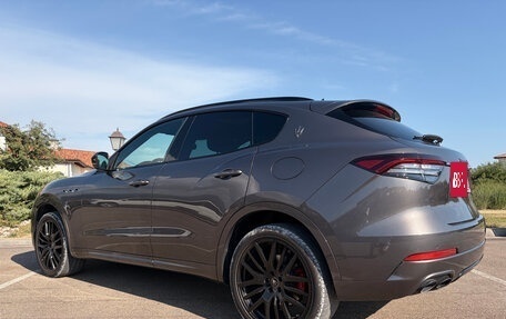 Maserati Levante I, 2021 год, 6 500 000 рублей, 10 фотография