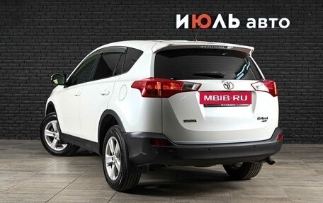 Toyota RAV4, 2013 год, 2 030 000 рублей, 7 фотография