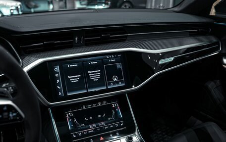 Audi RS 6, 2022 год, 14 490 000 рублей, 14 фотография