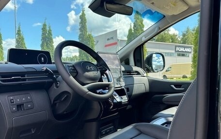 Hyundai Staria, 2025 год, 9 950 000 рублей, 2 фотография